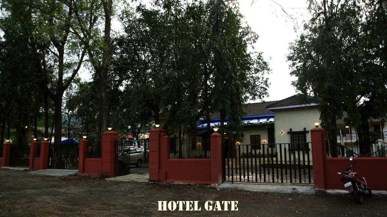 Khandāla Hotel Girija מראה חיצוני תמונה